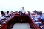 Ông Điểu Hơn - Trương Ban Dân tộc HĐND tỉnh - Trưởng đoàn giám sát làm việc với UBND huyện Bù Đăng