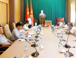 Ban kinh tế - ngân sách HĐND tỉnh làm việc với Cục Hải quan về tình hình thu ngân sách Nhà nước 10 tháng, ước thực hiện cả năm 2016 và dự toán thu năm 2017