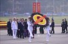 ĐẠI BIỂU DỰ ĐẠI HỘI XIII CỦA ĐẢNG VÀO LĂNG VIẾNG CHỦ TỊCH HỒ CHÍ MINH