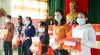 ĐẠI BIỂU QUỐC HỘI TỈNH TRAO QUÀ TẾT CHO HỘ NGHÈO, HỘ GIA ĐÌNH CÓ HOÀN CẢNH KHÓ KHĂN