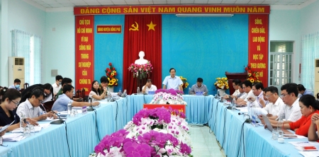 Thường trực HĐND tỉnh giám sát tình hình triển khai và kết quả thực hiện Nghị quyết của HĐND tỉnh về kế hoạch phát triển kinh tế - xã hội 6 tháng đầu năm 2022 tại huyện Đồng Phú
