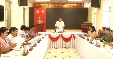 Ban dân tộc HĐND tỉnh tổ chức họp Ban để thông qua các nội dung trình tại kỳhọp thứ 6, HĐND tỉnh khóa X