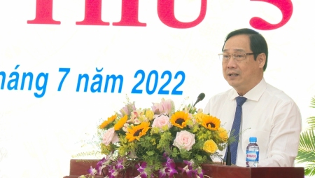 Phó Chủ tịch Thường trực HĐND tỉnh Lê Hoàng Lâm dự kỳ họp thứ 5, HĐND huyện Chơn Thành
