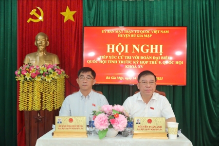 Đoàn đại biểu Quốc hội tỉnh tiếp xúc cử tri tại  huyện Bù Gia Mập và Bù Đốp