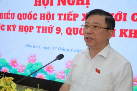 Đại biểu Quốc hội tỉnh tiếp thu các kiến nghị, đề xuất của cử tri thị xã Chơn Thành.