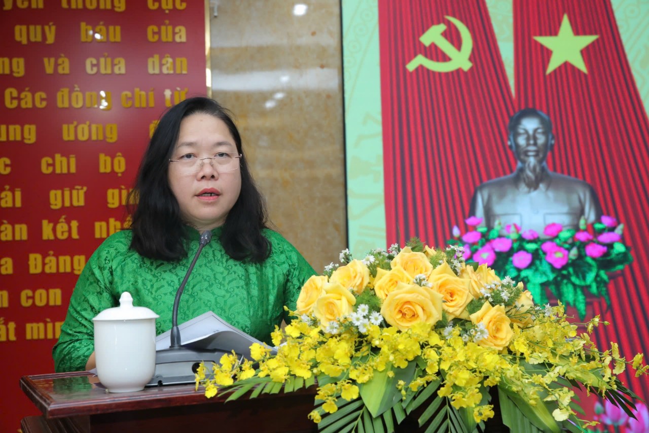 chị Thảo