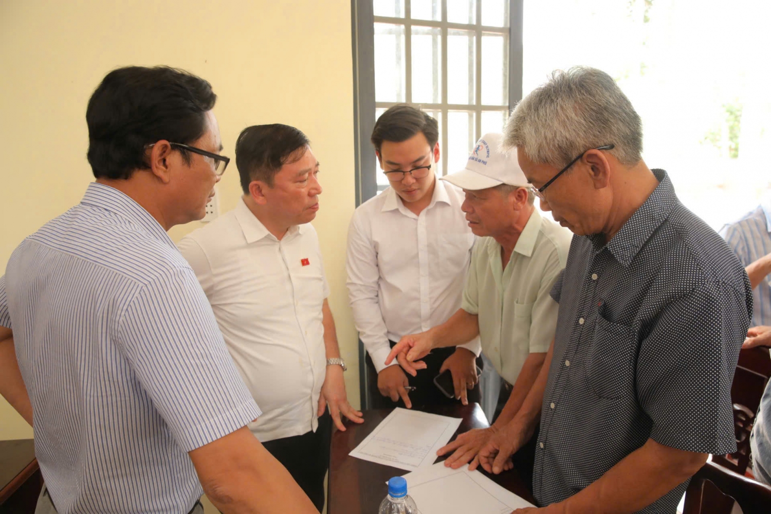cử tri 2