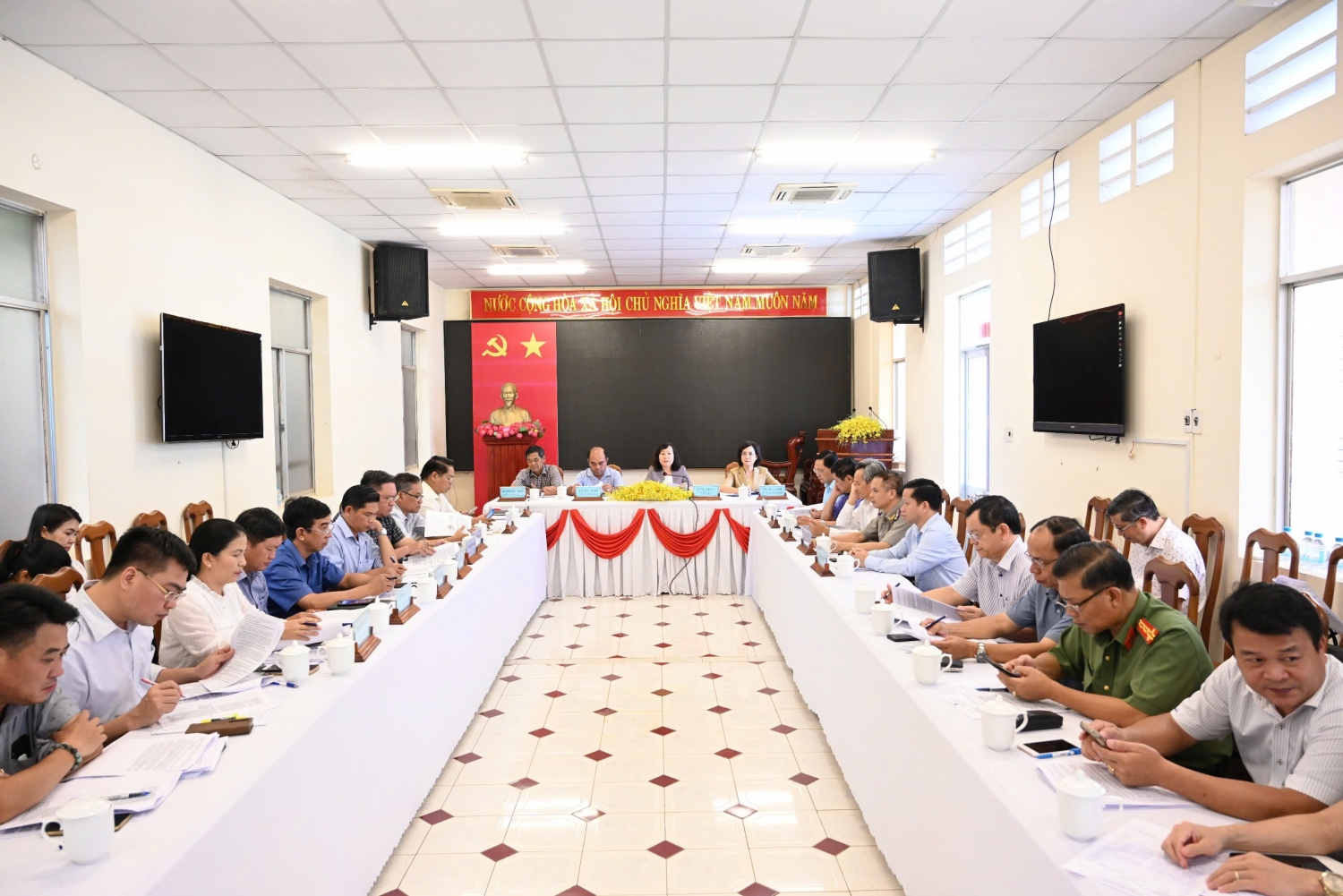 hop lien tịch 4