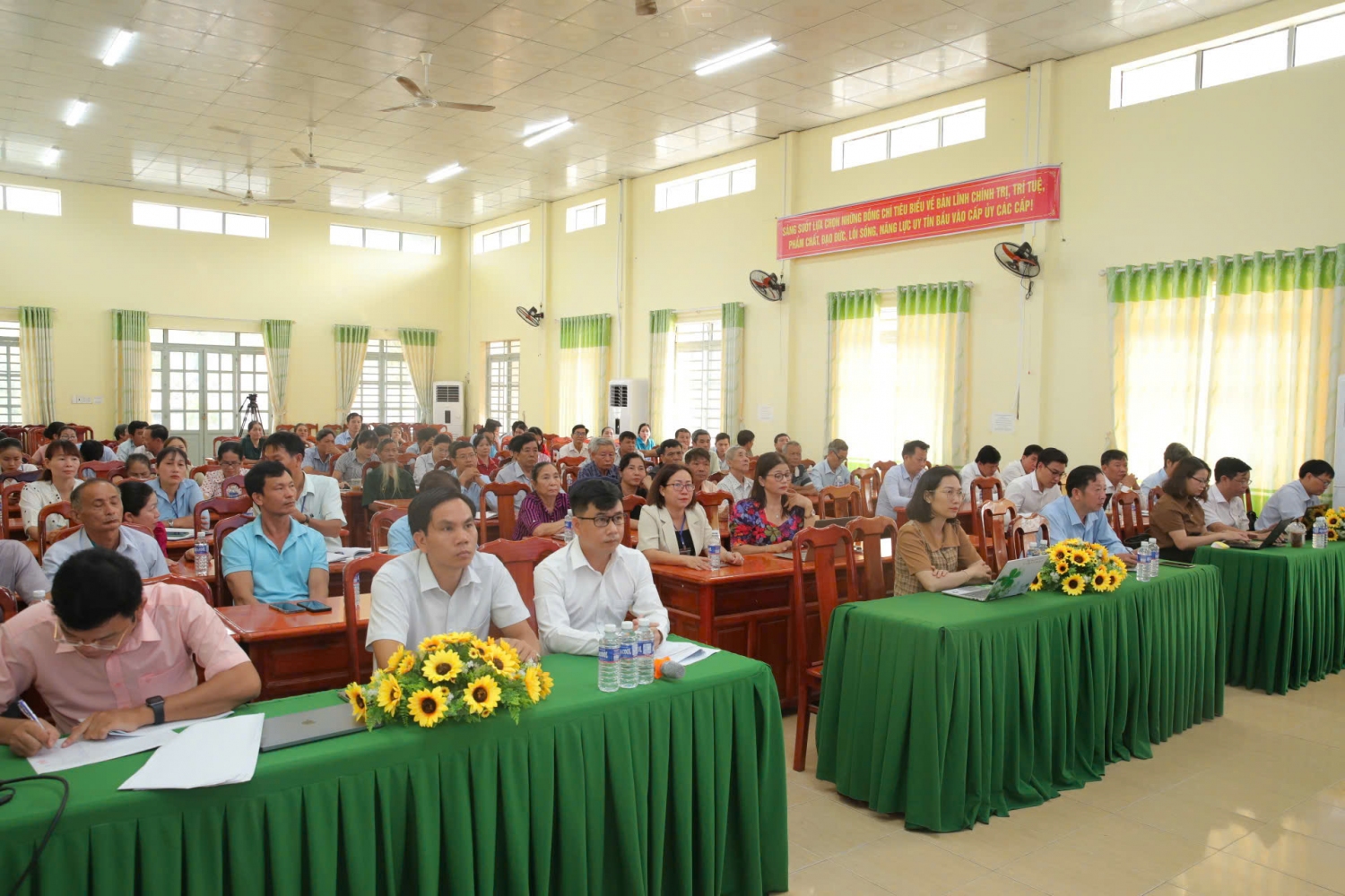 toàn cảnh txct 17