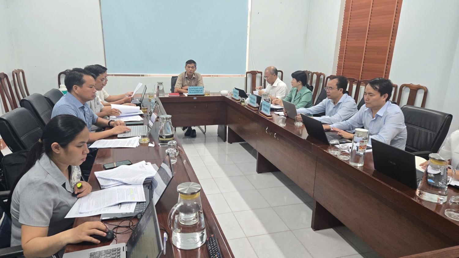Ban kinh tế - ngân sách HĐND tỉnh làm việc với Sở Khoa học và Công nghệ để chuẩn bị nội dung thẩm tra dự thảo Nghị quyết quy định thẩm quyền mua sắm tài sản của các nhiệm vụ khoa học và công nghệ sử dụng ngân sách nhà nước.