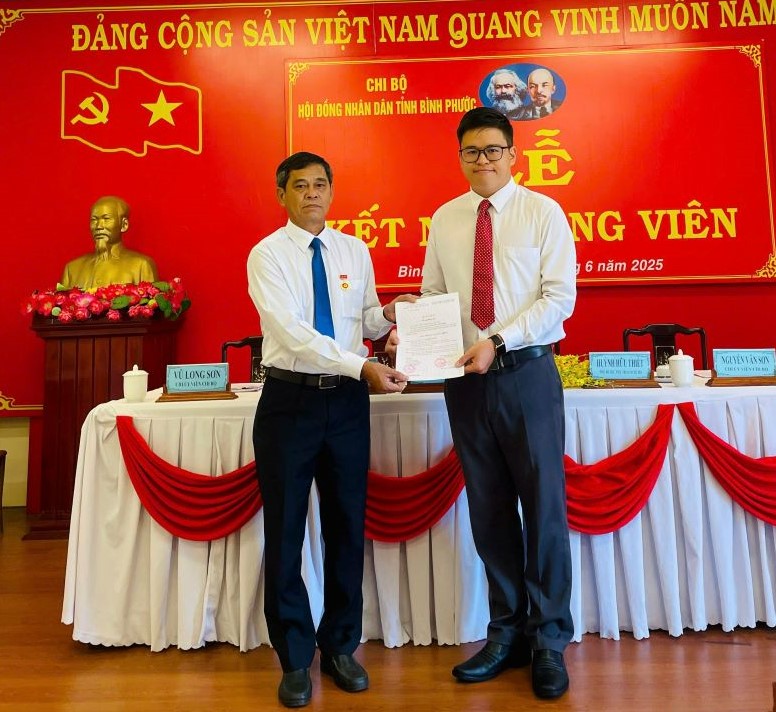 huynh huu thiết họp kn đang1